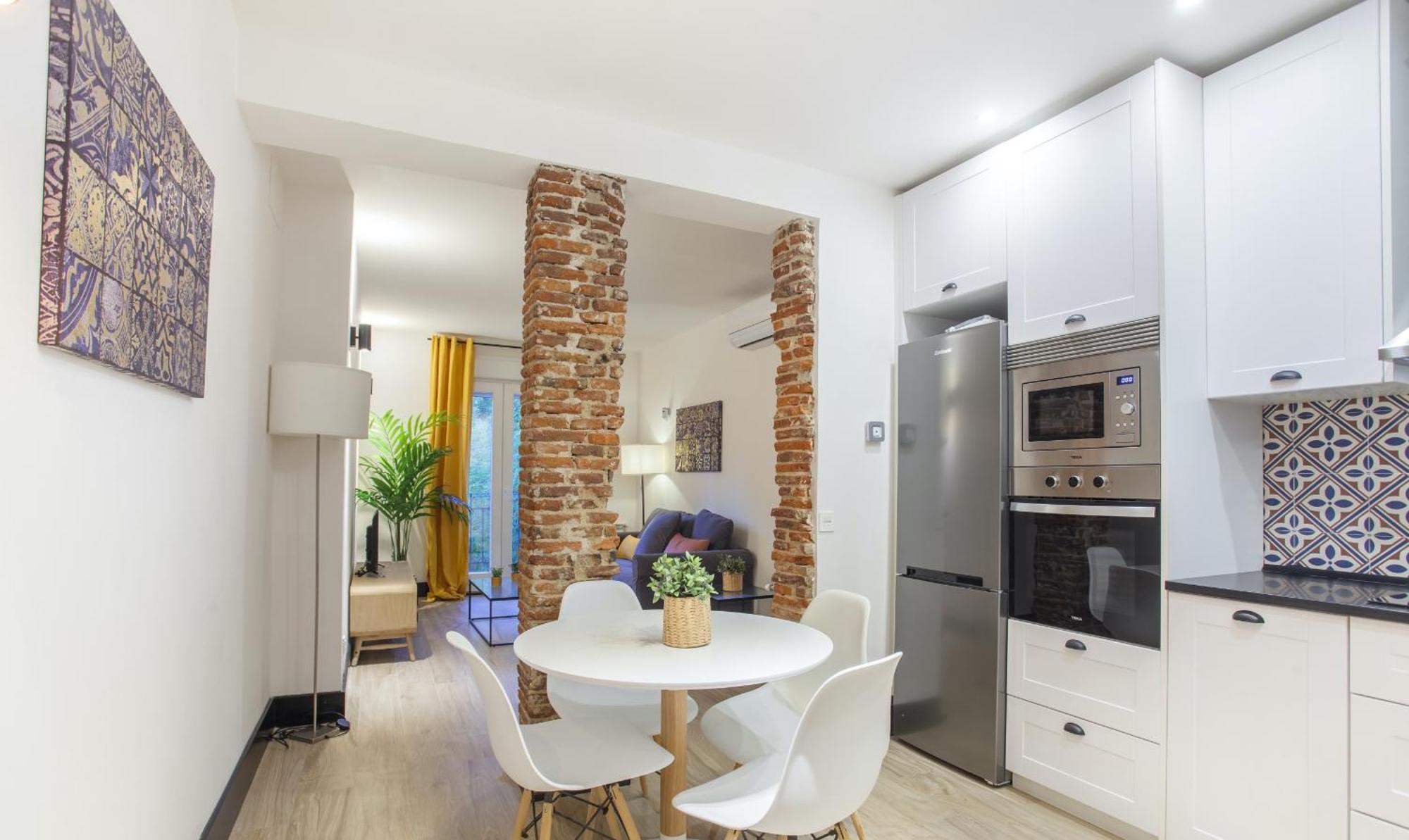 Apartamento Atocha II En มาดริด ภายนอก รูปภาพ